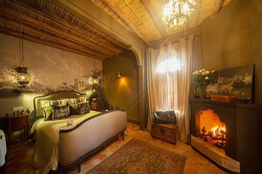 Aux Portes De Marrakech Villa Arts & Deco Avec Piscine Marrakesh Buitenkant foto