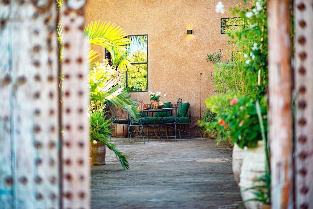 Aux Portes De Marrakech Villa Arts & Deco Avec Piscine Marrakesh Buitenkant foto
