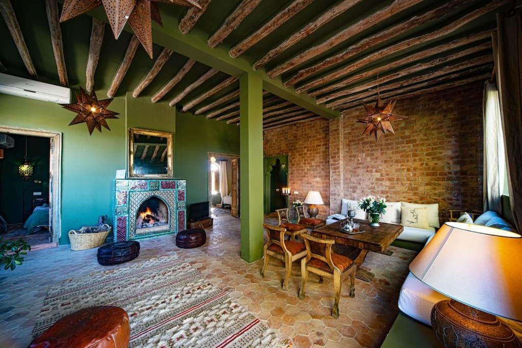 Aux Portes De Marrakech Villa Arts & Deco Avec Piscine Marrakesh Buitenkant foto