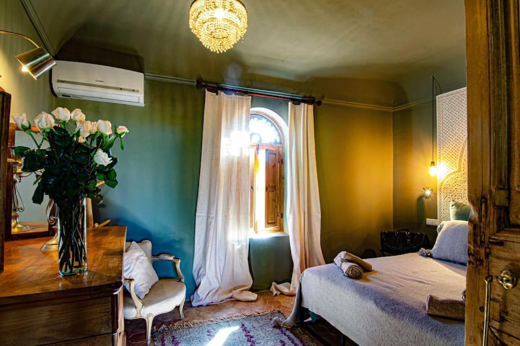 Aux Portes De Marrakech Villa Arts & Deco Avec Piscine Marrakesh Buitenkant foto